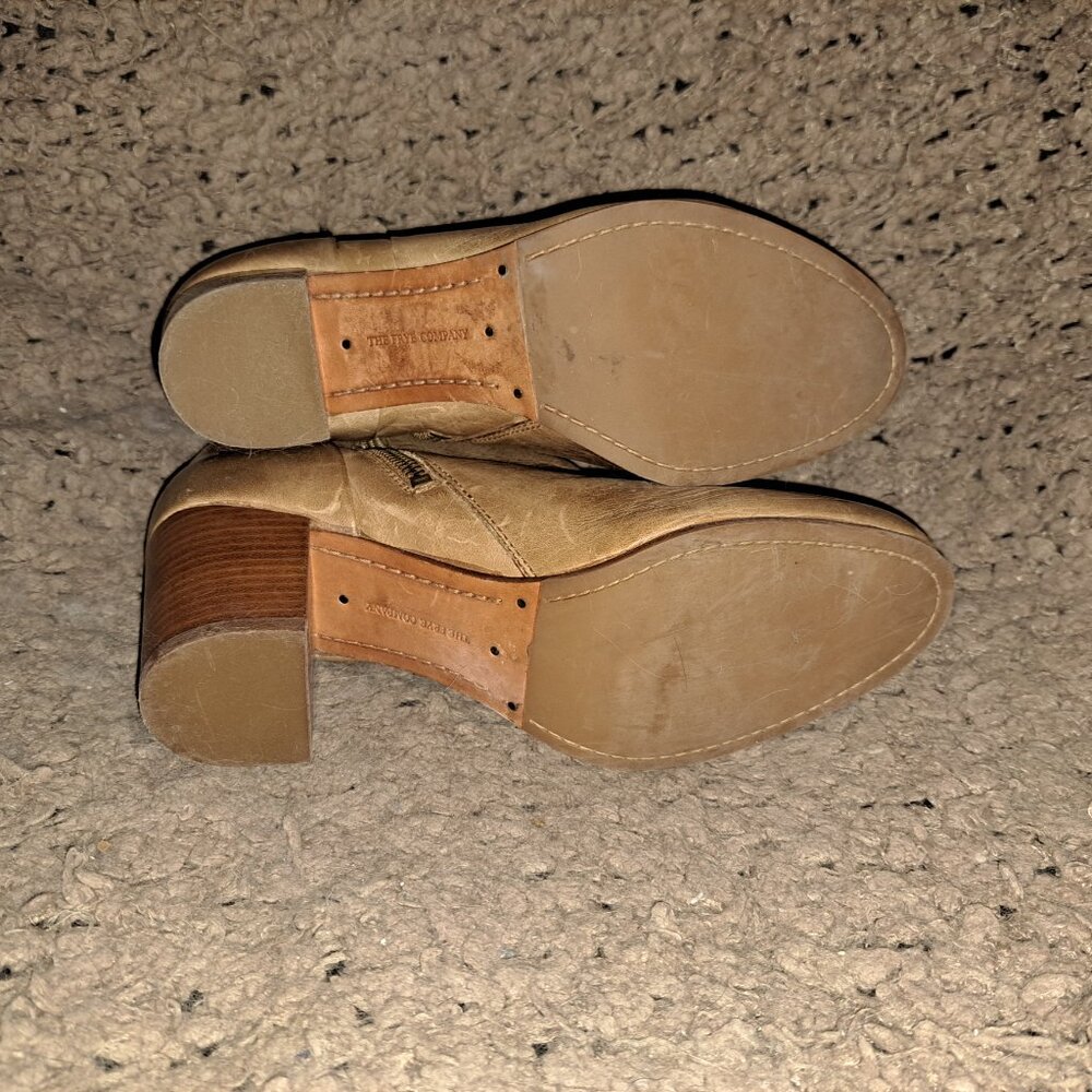 FRYE-Ciera-Shootie/Bootie-Tan Leather-Side Zip-Stacked 2.75" Heel-Sz 6.5-Good - Picture 8 of 8